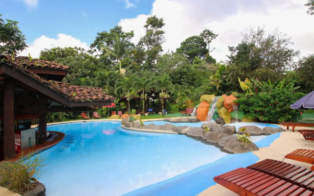 Mountain Paradise Hotel
