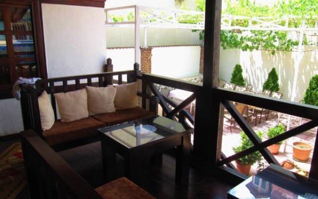 Guest House Bujtina Leon