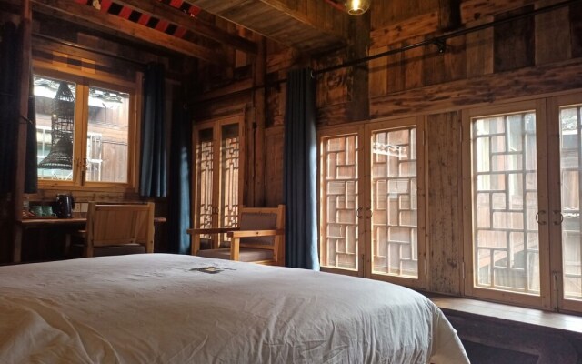 Lost World Sanjiang Guest House