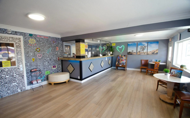 Super 8 by Wyndham Las Vegas North Strip/Fremont St. Area