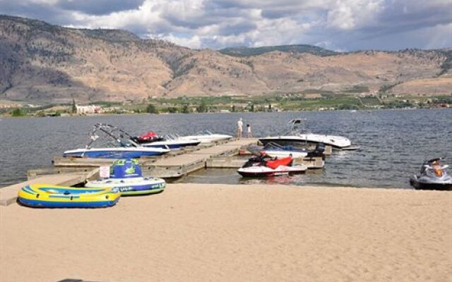 Safari Beach Resort