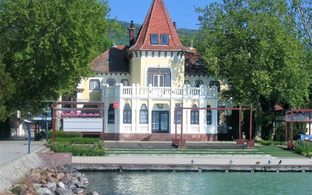 Aqua Apartman