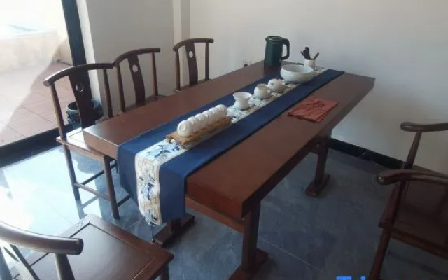 Zhangjiajie Banxian Yunshe
