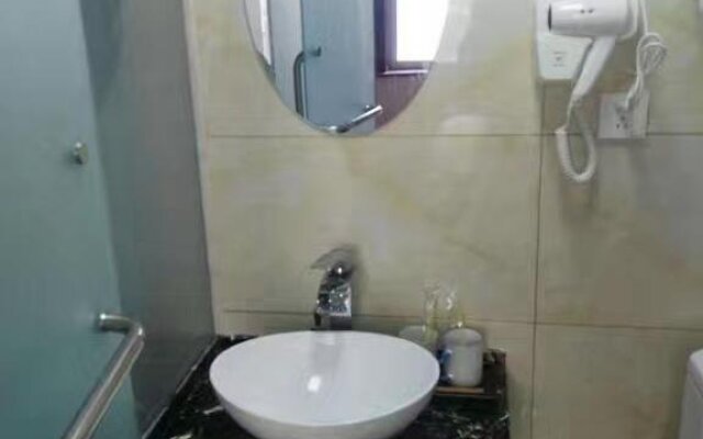 Jinhe Hotel