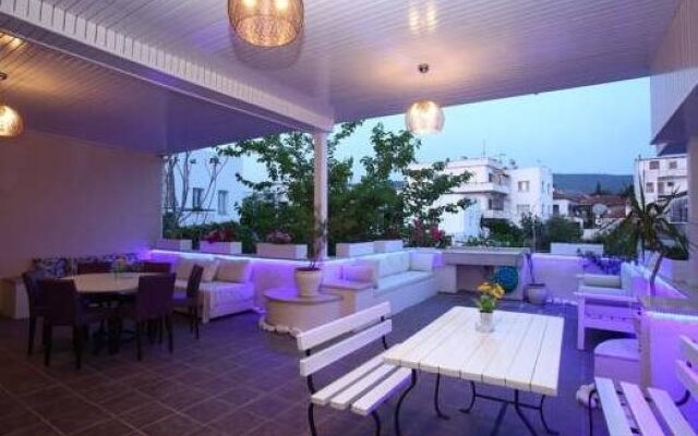 Albatros Otel