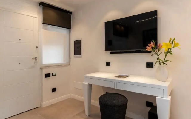 JOIVY Elegant Suites Near Villa Borghese