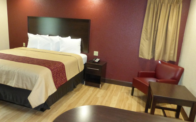 Red Roof Inn Hayward