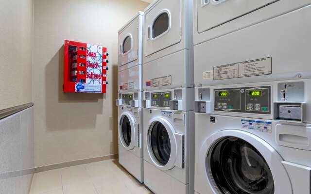 Comfort Suites Alexandria North