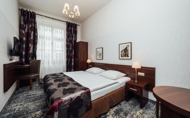 Superior Double room (full double bed) (bed type is subject to availability)
