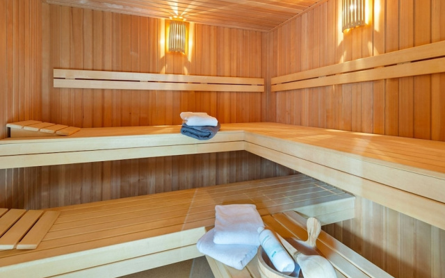 Cozy Apartment near Lake in Arum