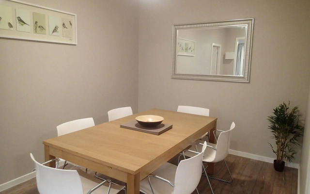 Dungowan Waterfront Apartments