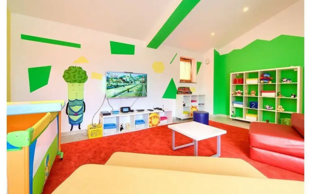 Villa Tara With a Beautiful Heated Pool