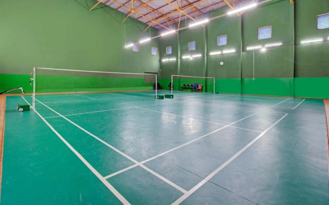 OYO Flagship 80593 Rk Club House