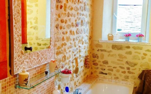 Aux Caprices des Dieux