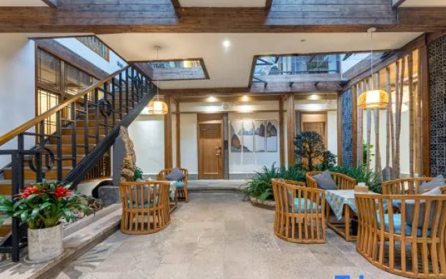 Yunshanshui Hot Spring Panoramic Holiday Hostel