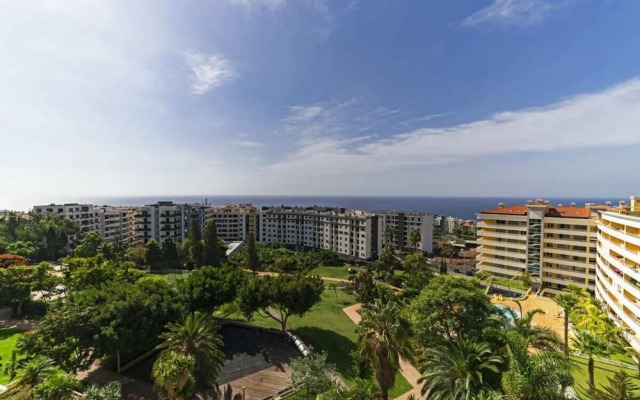 Tulipa II, Rest and Family