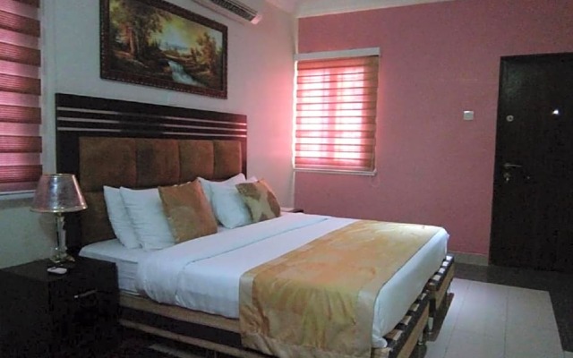 Crown Apartments, Extended Stay Suites