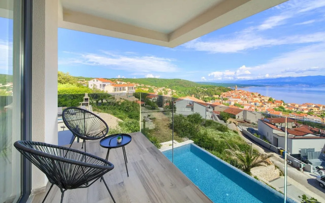 Villa Majestic With Sauna and Beautiful Views