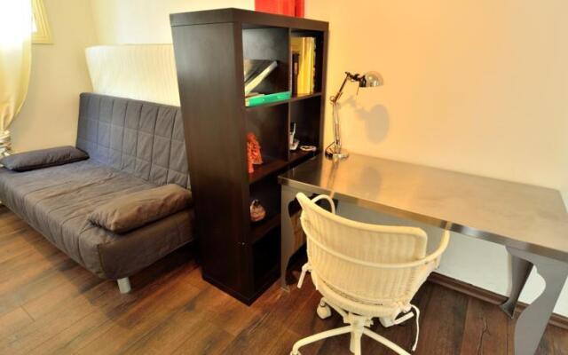 Ziv Apartments- Aaron David Gordon Street