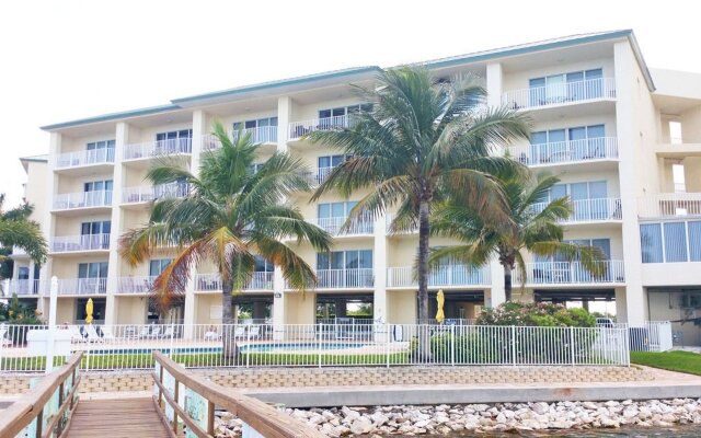 Boca Ciega Resort