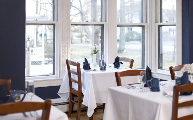 Brewster House Bed & Breakfast