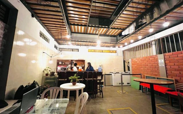 LEO DO-DO Hostal Piura