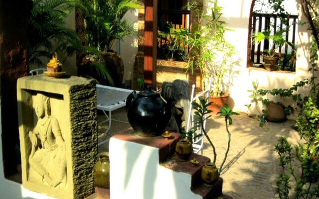 Thurizza Hotel