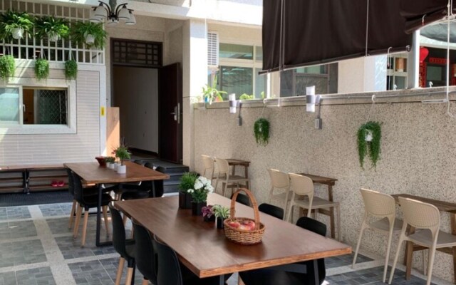 910 Hostel