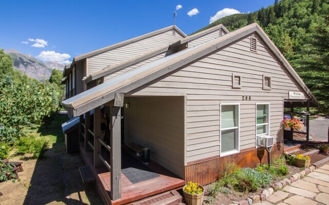 Mountainside Inn 106 1 Bedroom Condo by Alpine Lodging Telluride