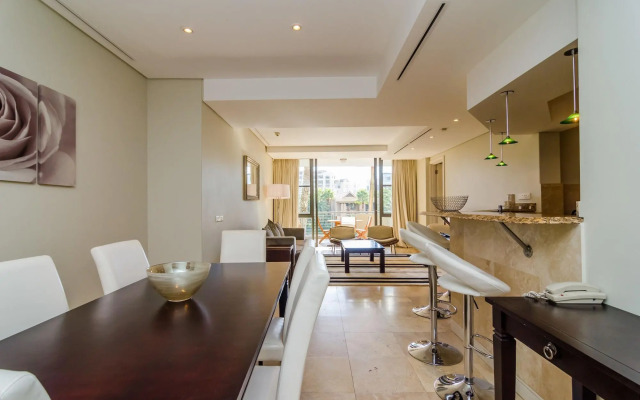 Mountain Marina Luxury Apartments