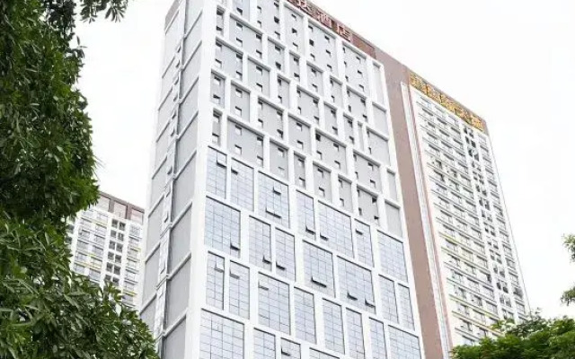 Huizhou Yanda Hotel (Ganghui Xintiandi)