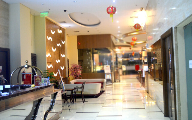 World Hotel
