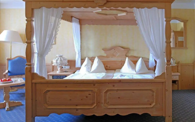 Brauhotel & Gasthof GROSCH