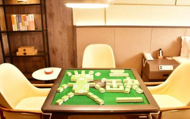 Shanshui S Hotel (Chengdu Kuanzhai Alley Tianfu Square)