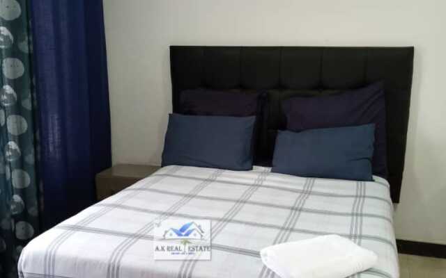 Bedroomed Fully Furnished Apartment Near East Park Mall