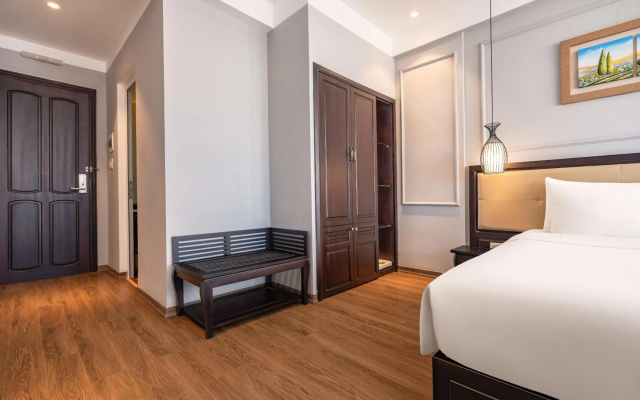 Hue Serene Palace Hotel – Guest Rooms – Hue