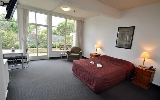 Dunthat Guesthouse & Motel