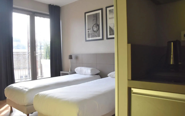 Adonis Lyon Dock Ouest