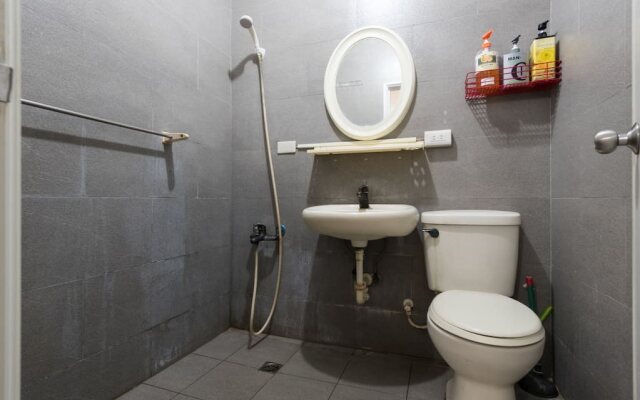 New Castle Apartment