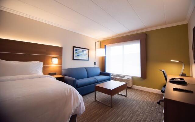 Holiday Inn Express & Suites Williamsport by IHG