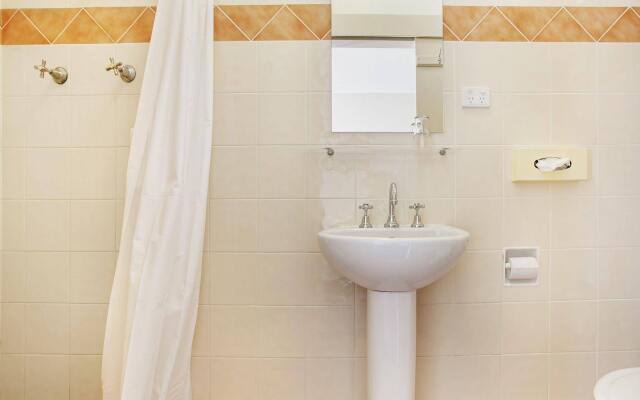 Gateshead Tavern Motel