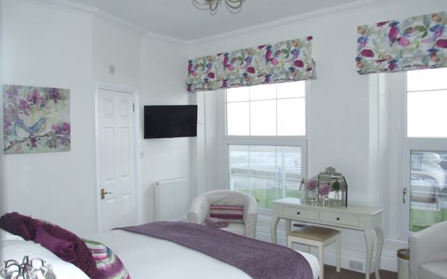 Tides Reach Guest House