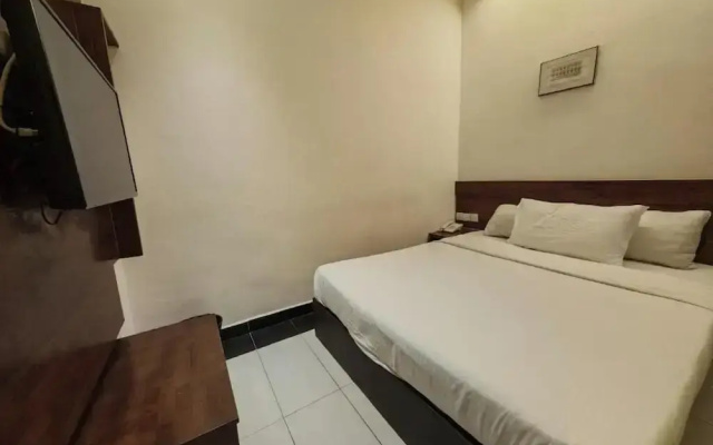 Citrine Hotel