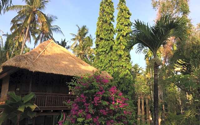 Lovina Villa Cinta