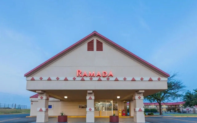 Ramada by Wyndham Clinton