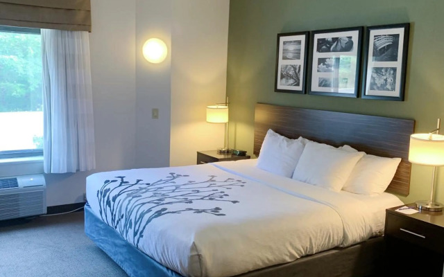 Sleep Inn & Suites Queensbury - Lake George