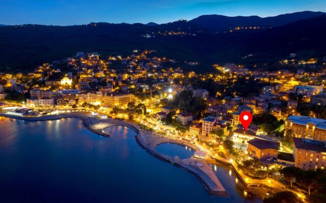 Studio apartments in center of Opatija