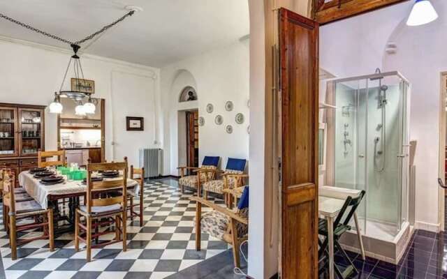 Campo de Fiori 3 bedroom apartment