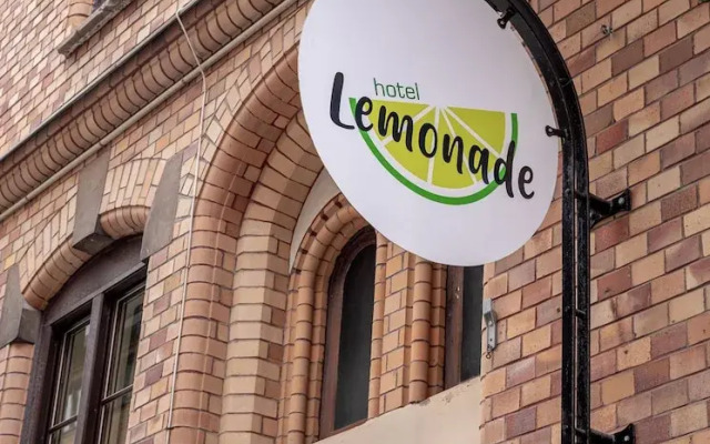 Hotel Lemonade