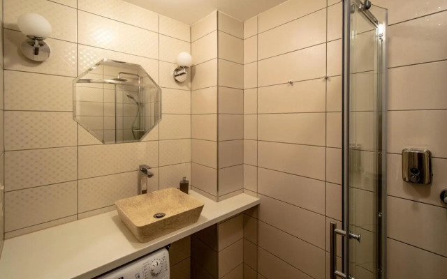 Pastel Art Deco 3BDR Ruterra Apt